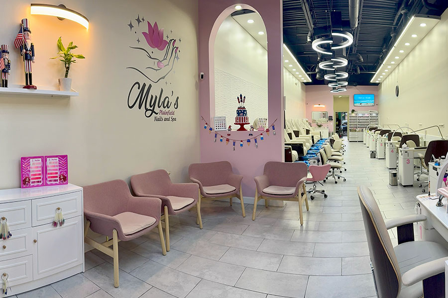 Myla's Plainfield Nails and Spa