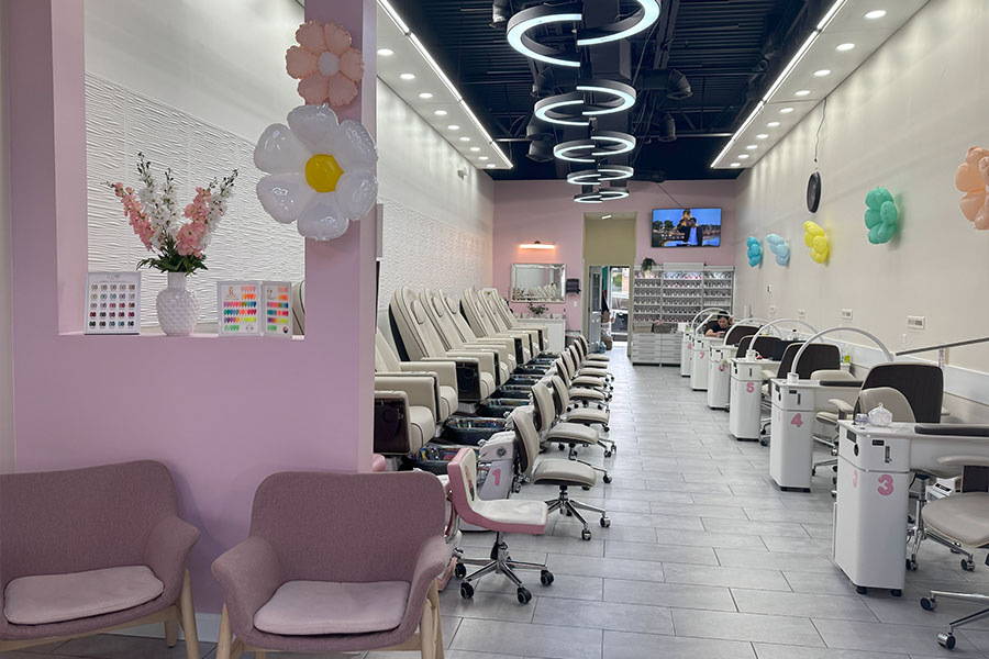 Myla's Plainfield Nails and Spa