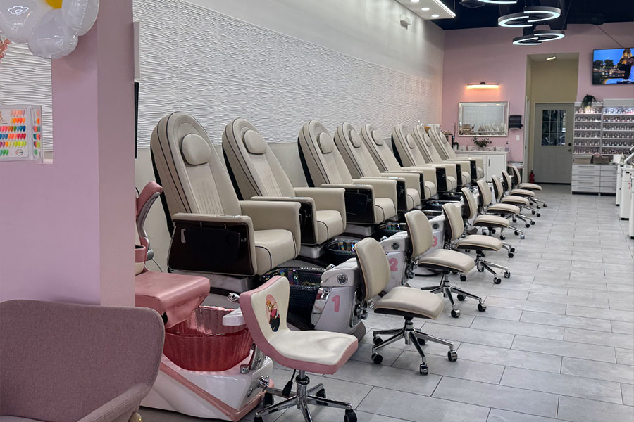 Myla's Plainfield Nails and Spa