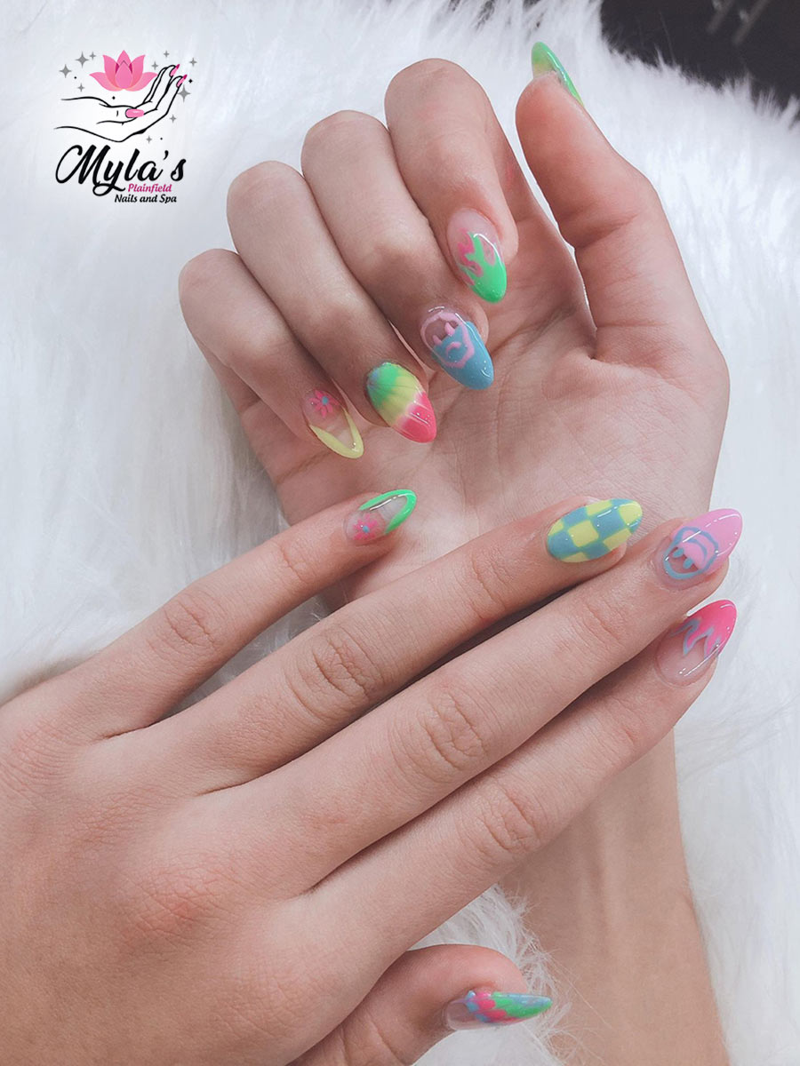 Myla's Plainfield Nails and Spa 