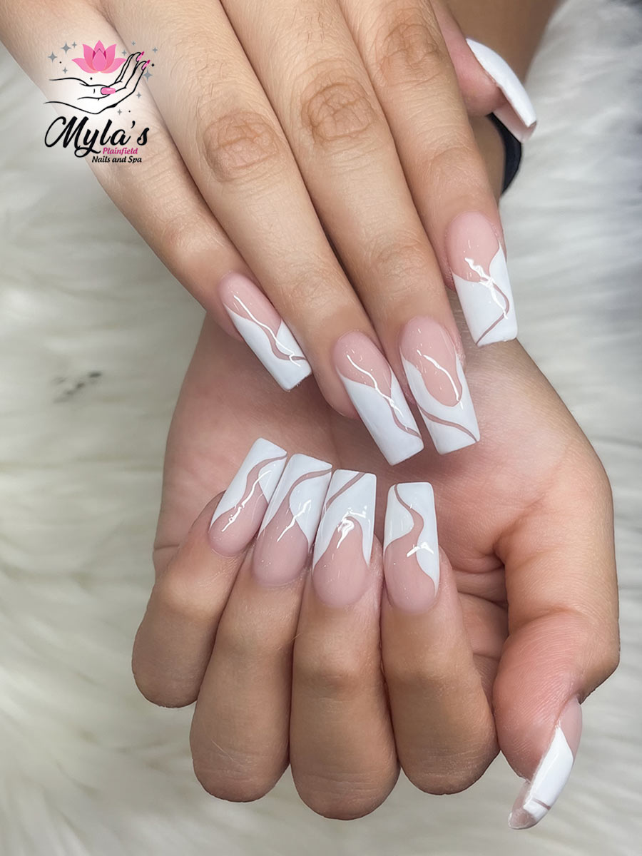 Myla's Plainfield Nails and Spa 